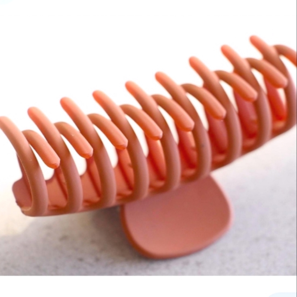 Maroon JUMBO claw clip